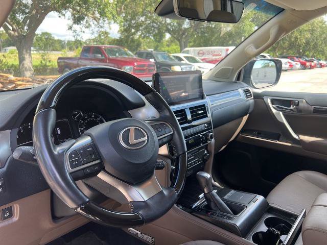 Used 2023 Lexus GX 460 Luxury w/ Sport Design Package AWD/4WD image 9