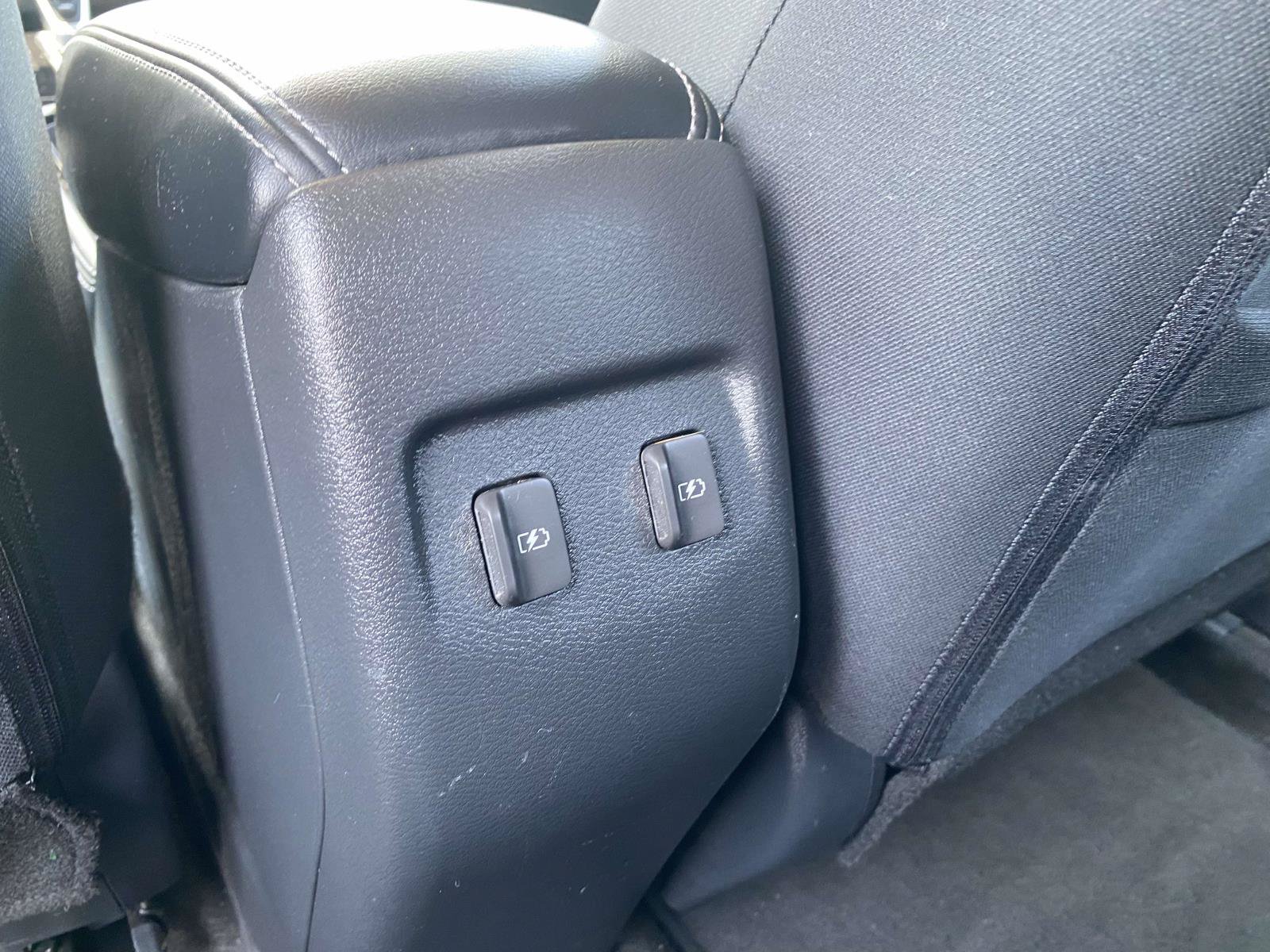 Used 2024 Nissan Kicks SV FWD image 13