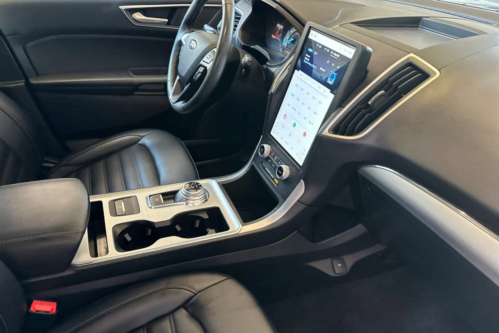 Certified 2022 Ford Edge SEL AWD/4WD image 17