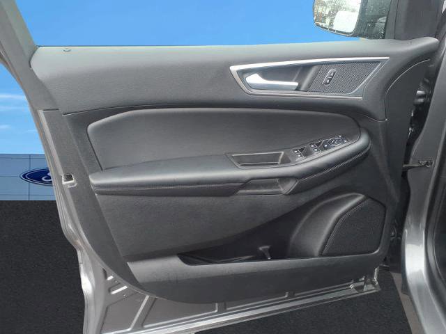 Certified 2024 Ford Edge SEL w/ Convenience Package image 18