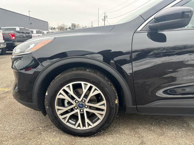 Certified 2022 Ford Escape SEL w/ Technology Package AWD/4WD image 14