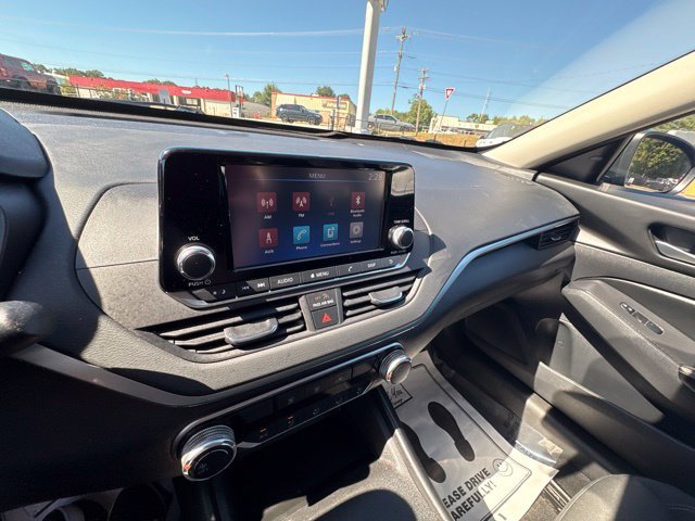 Used 2023 Nissan Altima 2.5 S FWD image 16