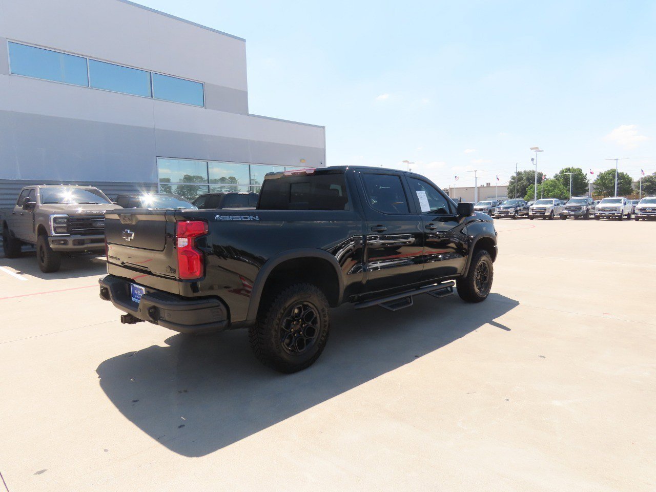 Used 2026 Chevrolet Silverado 1500 ZR2 w/ ZR2 Bison Edition AWD/4WD image 9