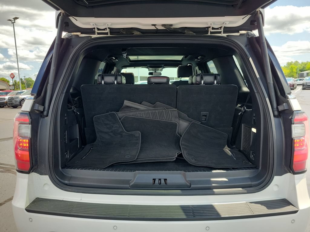 Certified 2019 Ford Expedition Limited w/ Equipment Group 303A AWD/4WD image 10