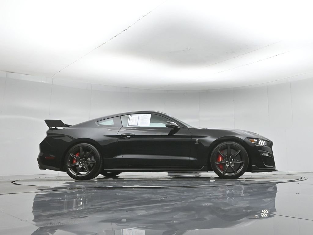 Certified 2021 Ford Mustang Shelby GT500 w/ Carbon Fiber Track Pack RWD image 49