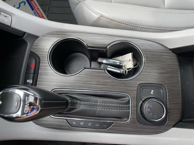 Used 2019 GMC Acadia SLT AWD/4WD image 22