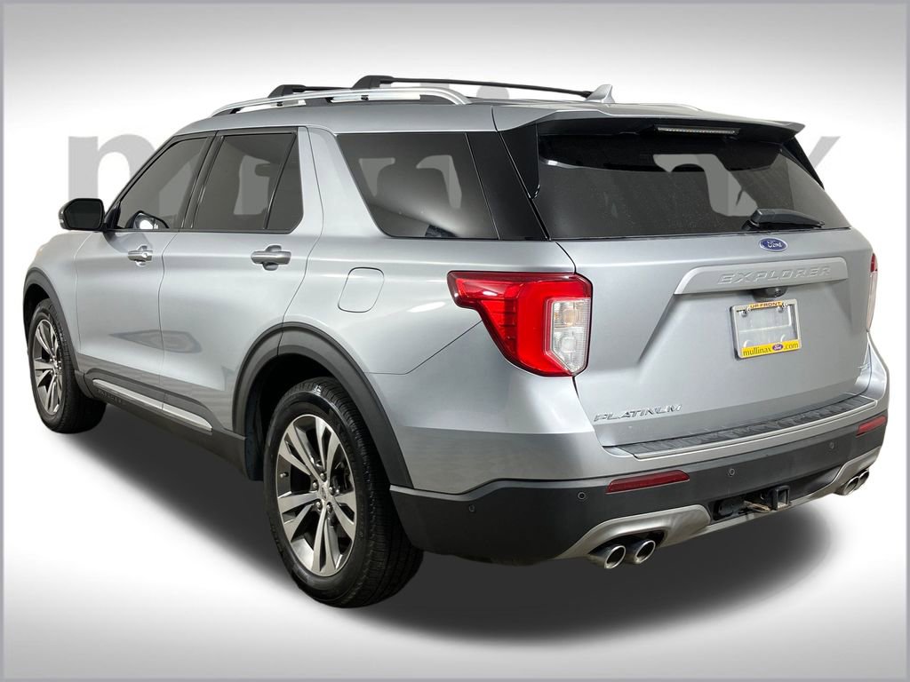 Certified 2020 Ford Explorer Platinum w/ Premium Technology Package image 9