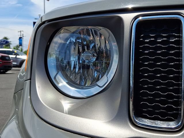 Used 2020 Jeep Renegade Limited AWD/4WD image 12