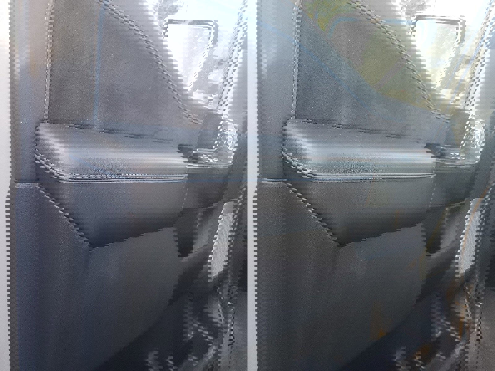 Certified 2024 Ford F150 Platinum w/ Equipment Group 702A High image 9