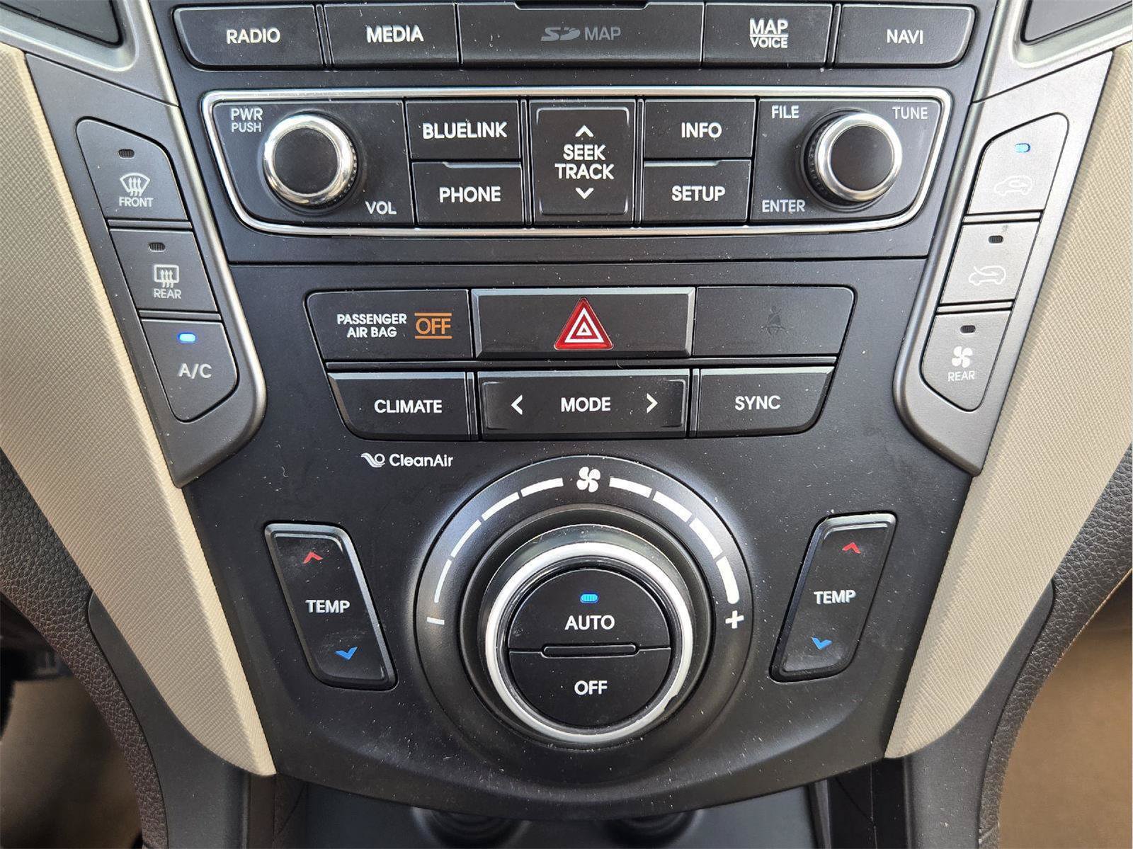 Used 2018 Hyundai Santa Fe FWD image 24