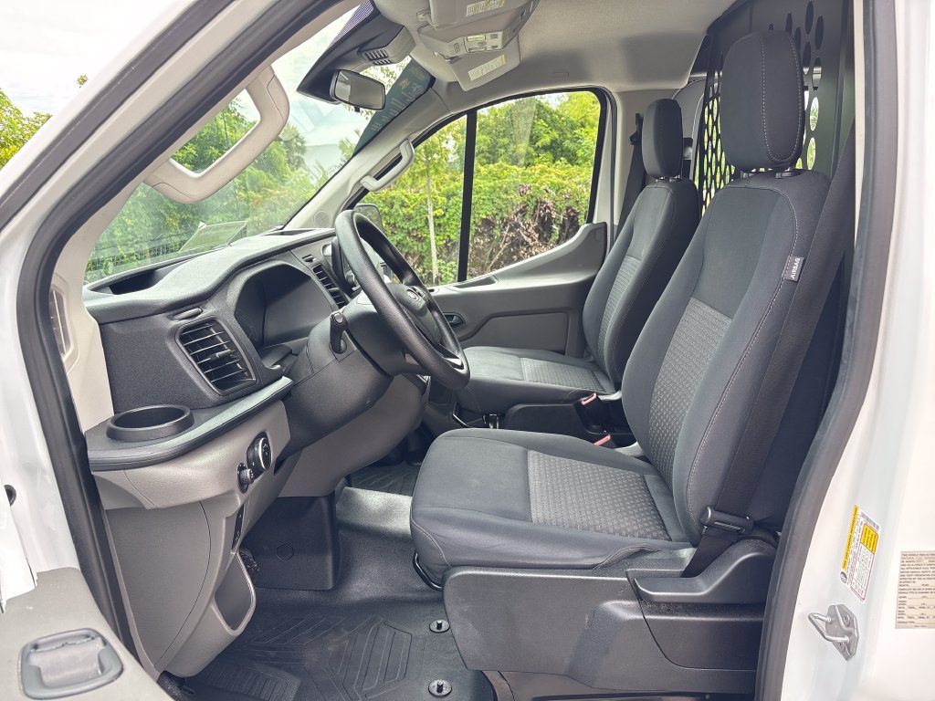 Certified 2025 Ford Transit 250 Low Roof w/ Exterior Upgrade Package RWD image 27