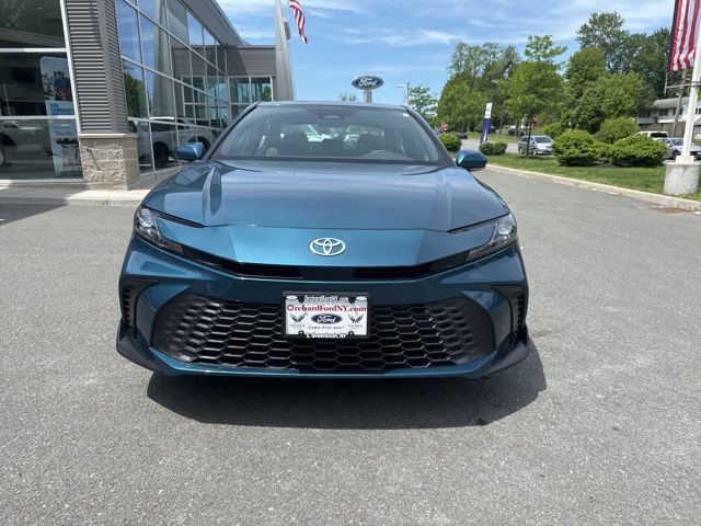 Used 2026 Toyota Camry SE w/ Convenience Package AWD/4WD image 3