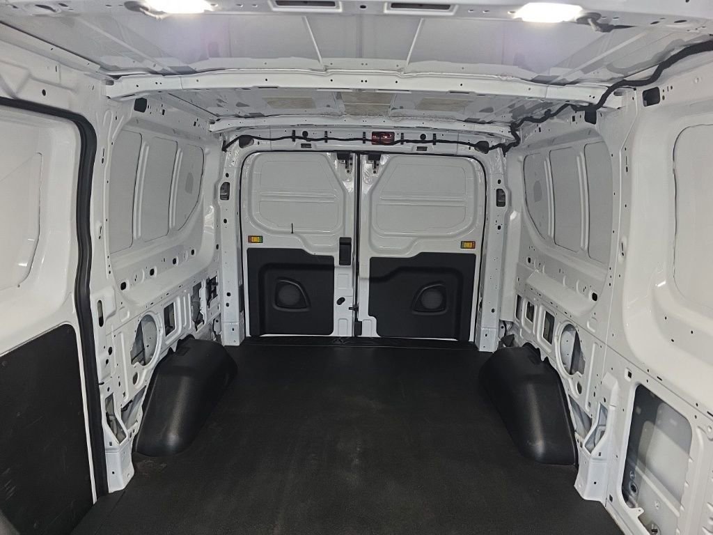 Certified 2023 Ford Transit 150 Low Roof image 18