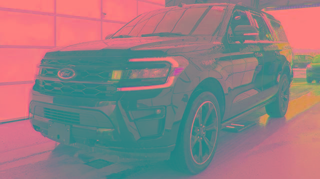 Certified 2023 Ford Expedition Max Limited image 5