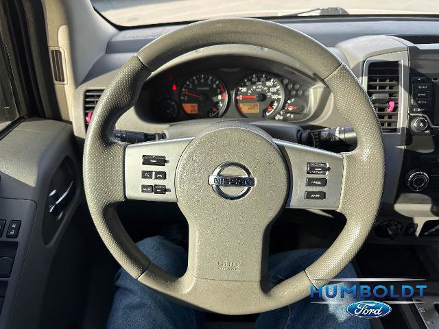 Used 2017 Nissan Frontier SV image 16