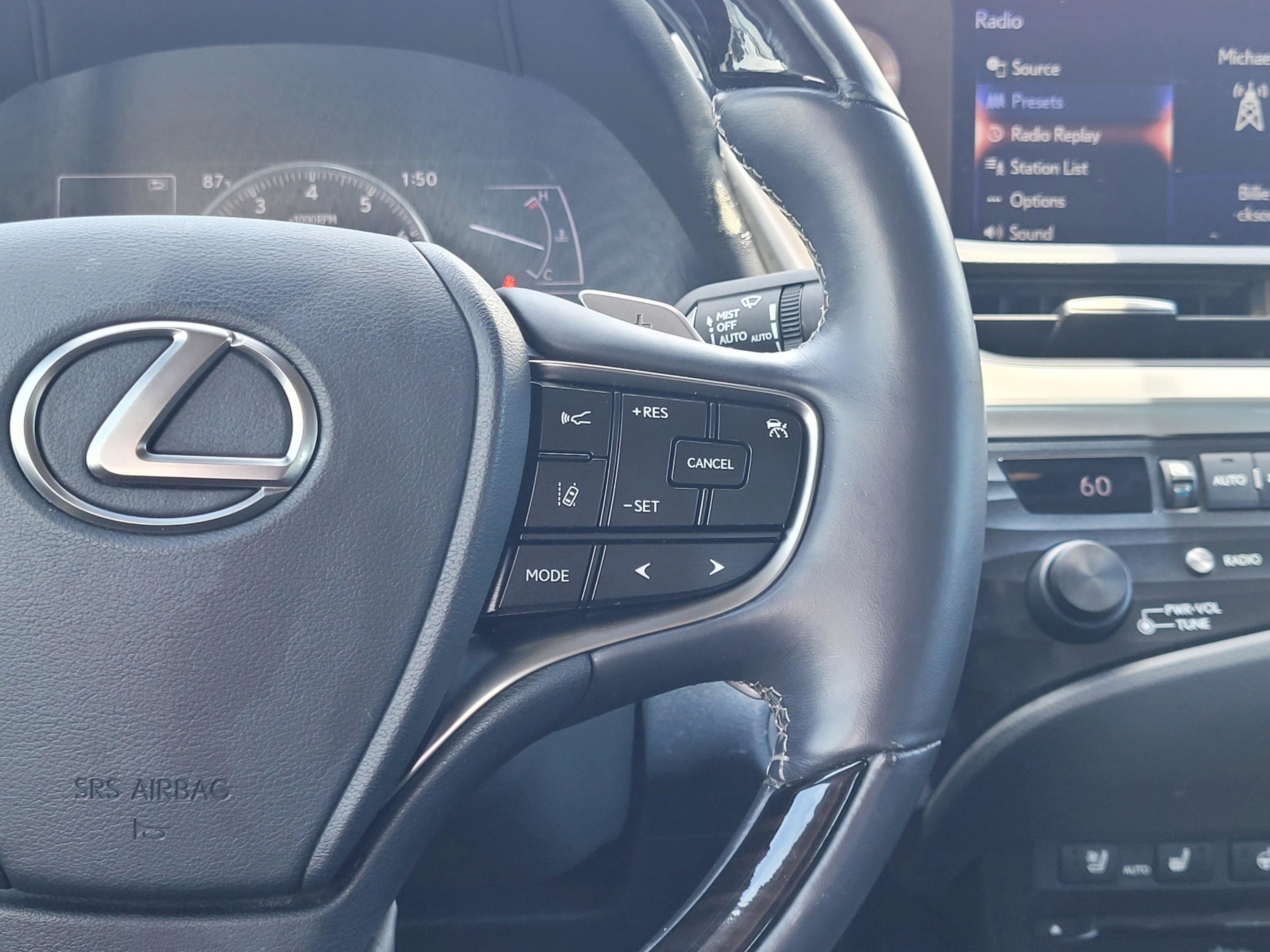 Used 2019 Lexus ES 350 w/ Premium Package FWD image 13