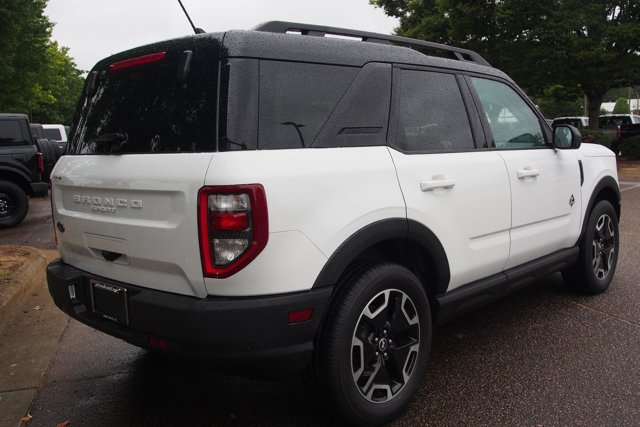 Certified 2023 Ford Bronco Sport Outer Banks w/ Tech Package AWD/4WD image 7