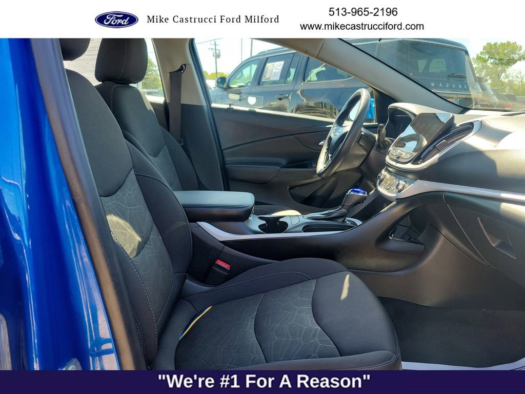 Used 2018 Chevrolet Volt LT w/ Comfort Package FWD image 27