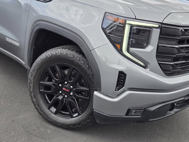 Used 2025 GMC Sierra 1500 Elevation AWD/4WD image 9