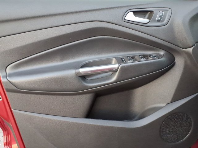 Certified 2019 Ford Escape SE AWD/4WD image 15