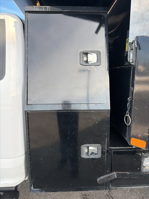 Certified 2019 Ford F550 4x4 Regular Cab Super Duty image 20