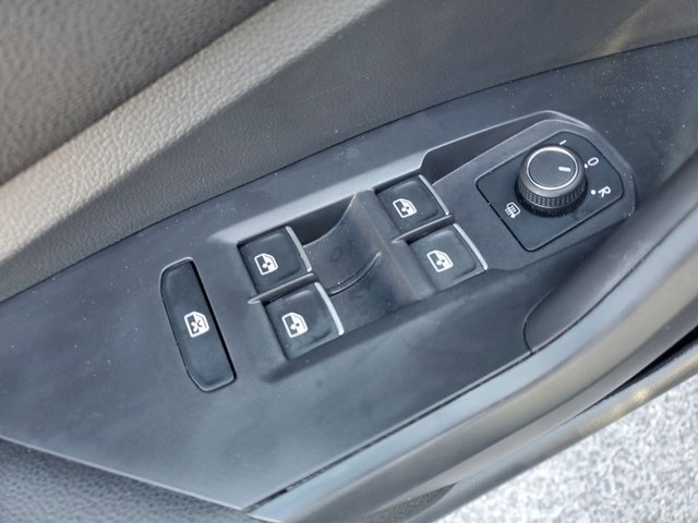 Used 2021 Volkswagen Jetta S w/ Driver Assistance Package image 16