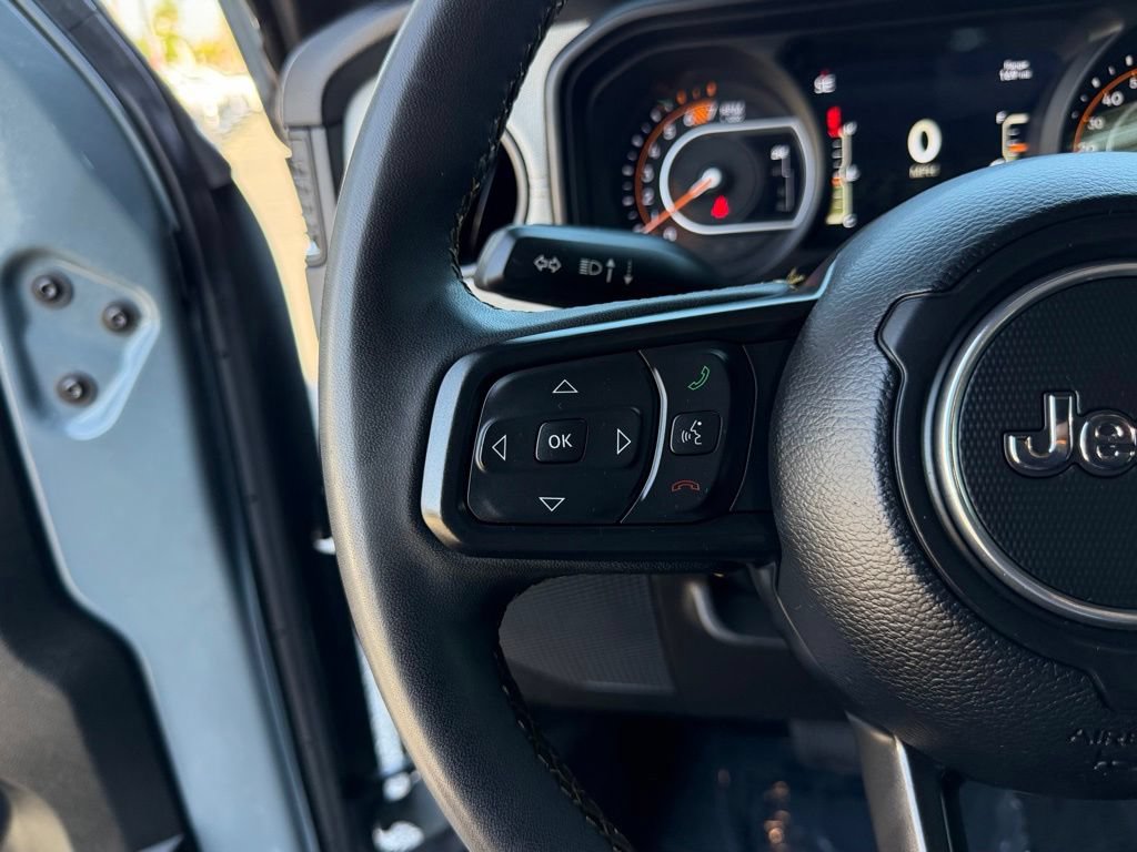 Used 2024 Jeep Wrangler Sport AWD/4WD image 24