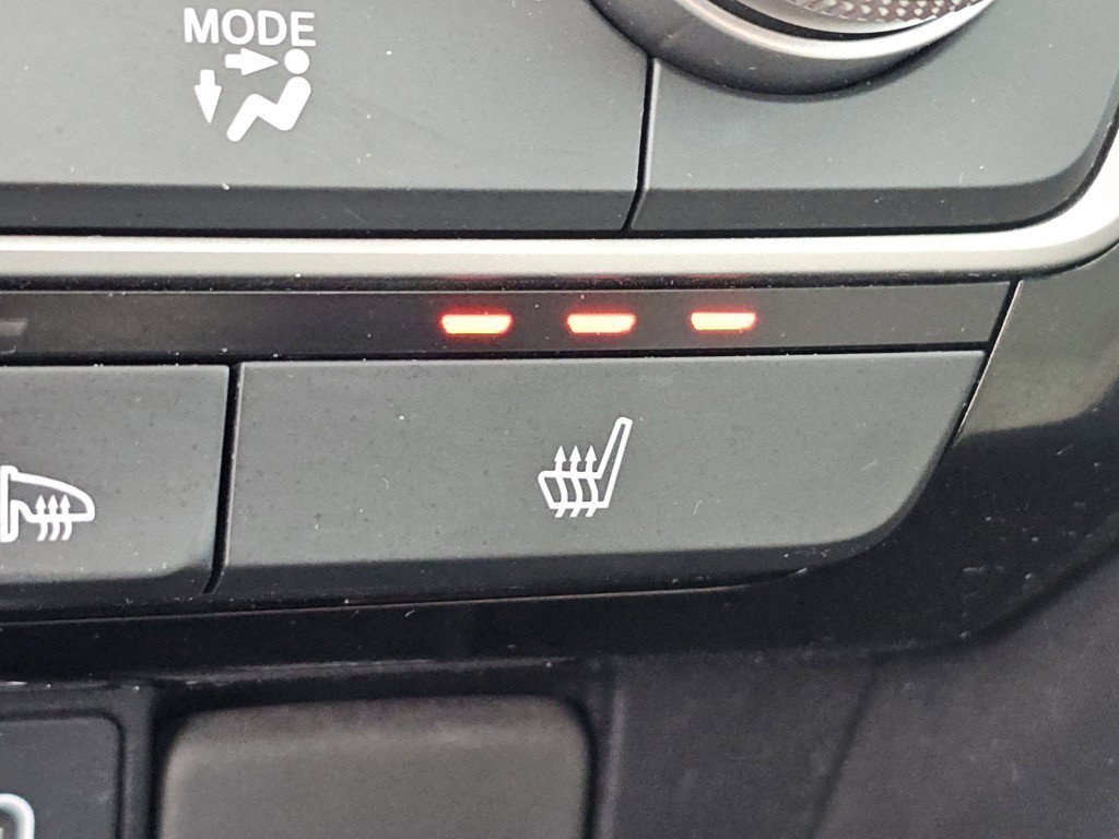 Used 2022 Honda Insight Touring image 16