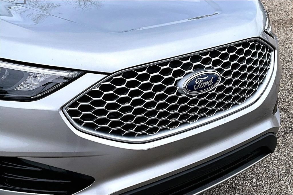 Certified 2024 Ford Edge SEL w/ Convenience Package AWD/4WD image 27