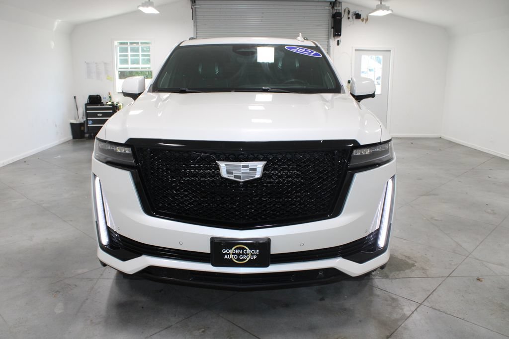 Used 2021 Cadillac Escalade ESV Sport Platinum AWD/4WD image 4
