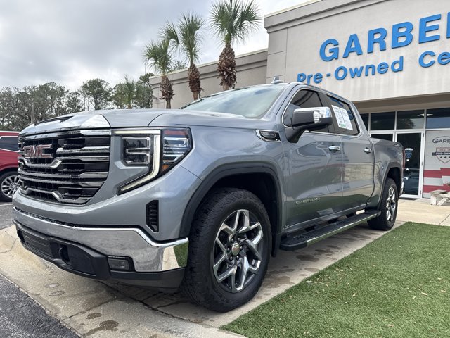 Used 2023 GMC Sierra 1500 SLT w/ SLT Premium Package AWD/4WD image 9