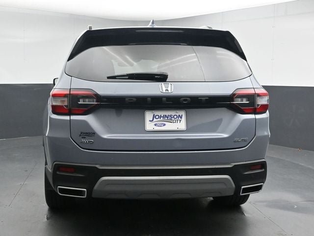 Used 2023 Honda Pilot Elite image 9