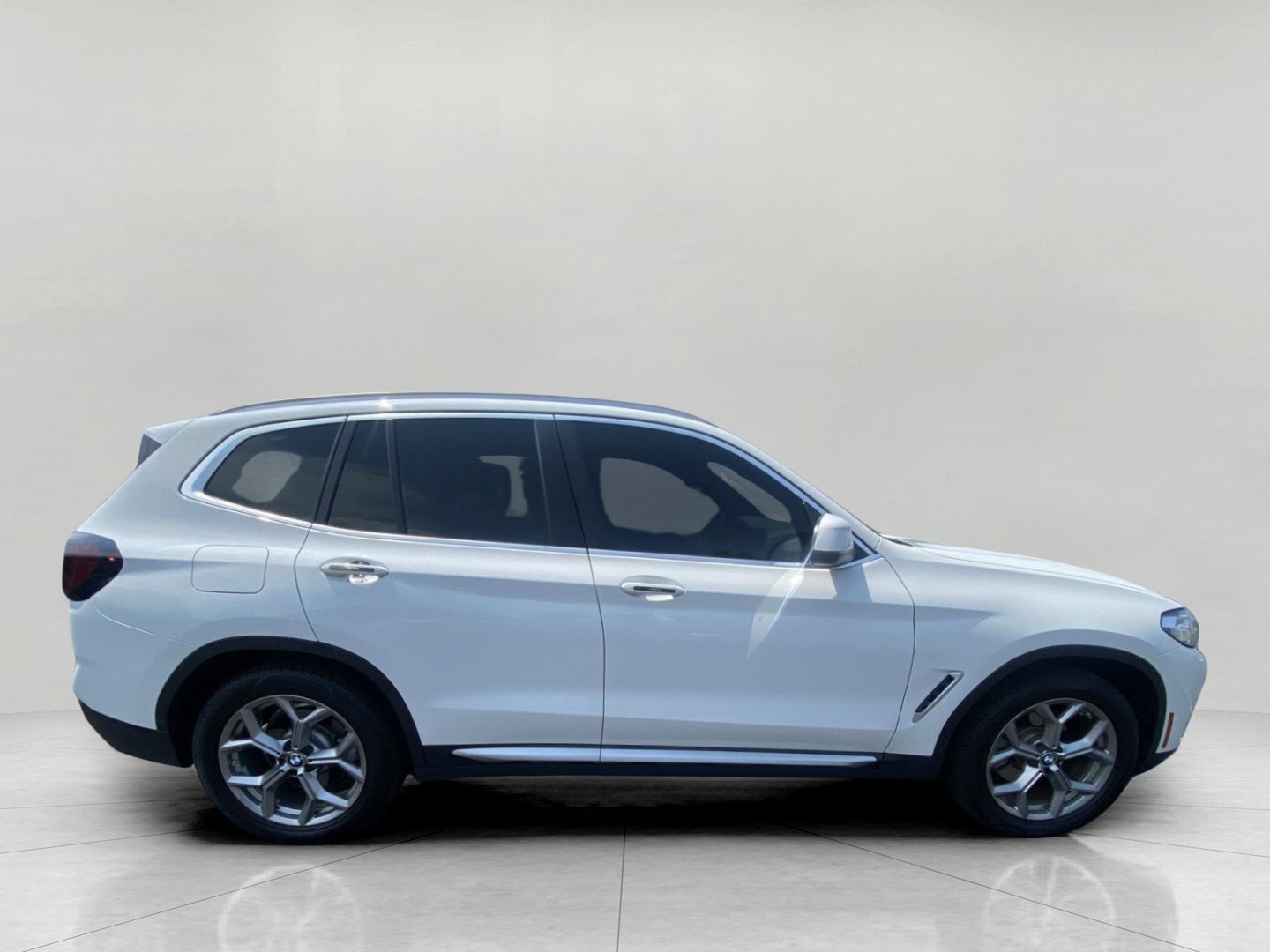 Used 2023 BMW X3 xDrive30i AWD/4WD image 7