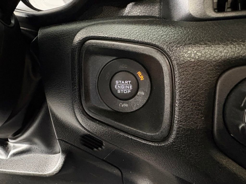 Used 2024 Jeep Gladiator Sport AWD/4WD image 21