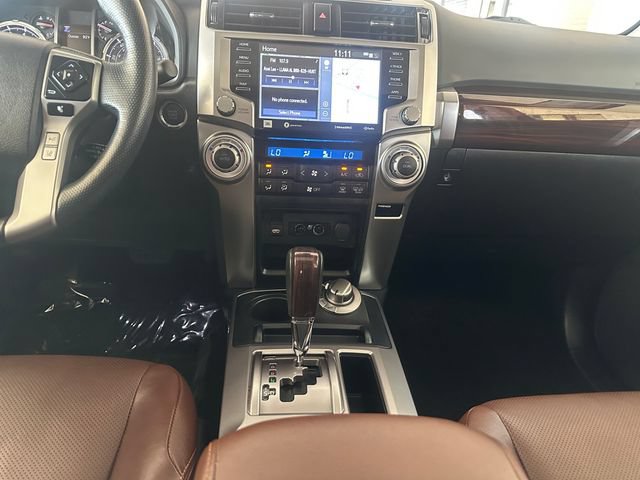 Used 2023 Toyota 4Runner Limited AWD/4WD image 15
