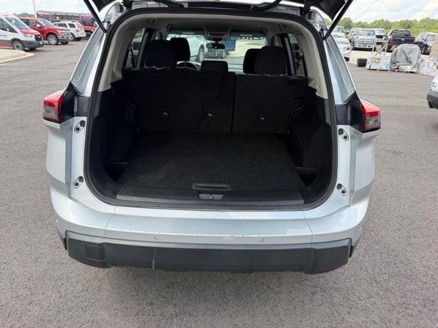 Used 2024 Nissan Rogue S FWD image 7