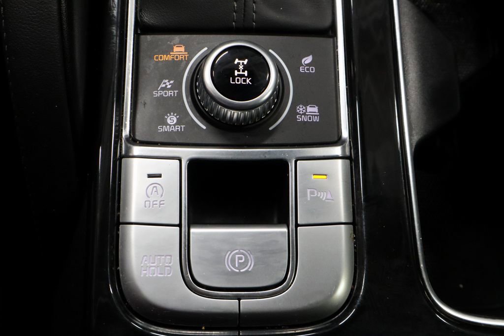 Used 2024 Kia Telluride EX w/ EX Captain's Chair Package AWD/4WD image 34