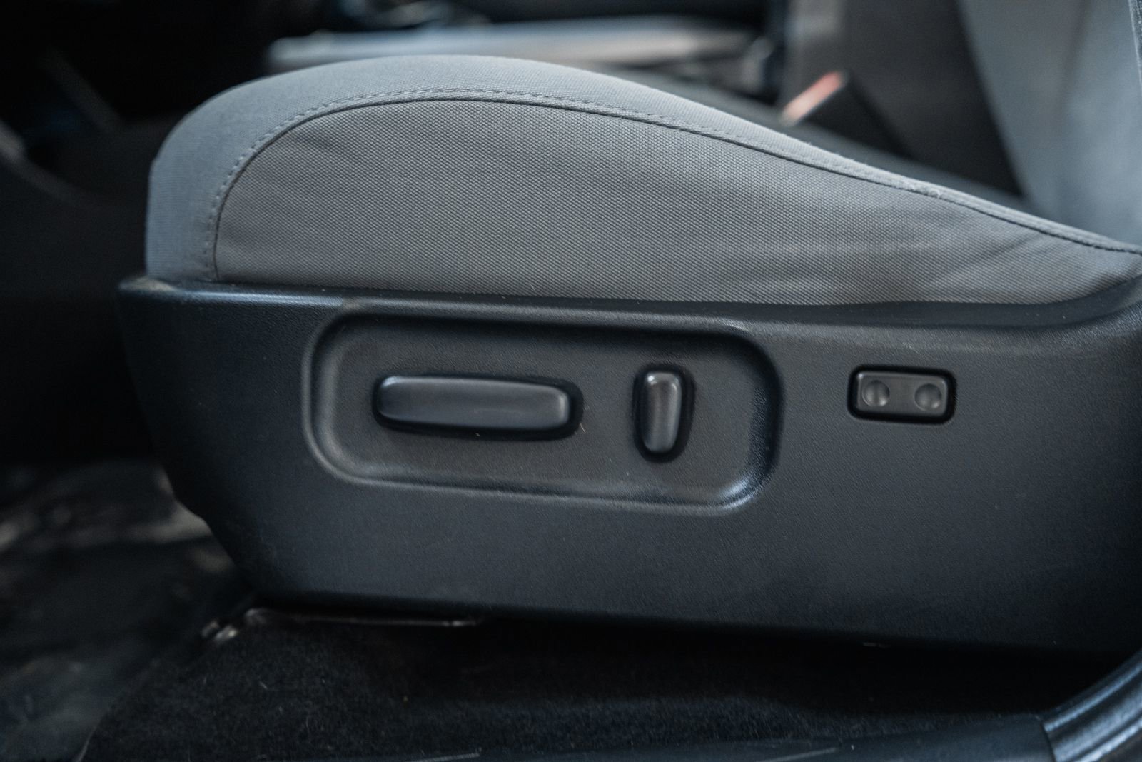 Used 2020 Toyota Tacoma SR5 image 35