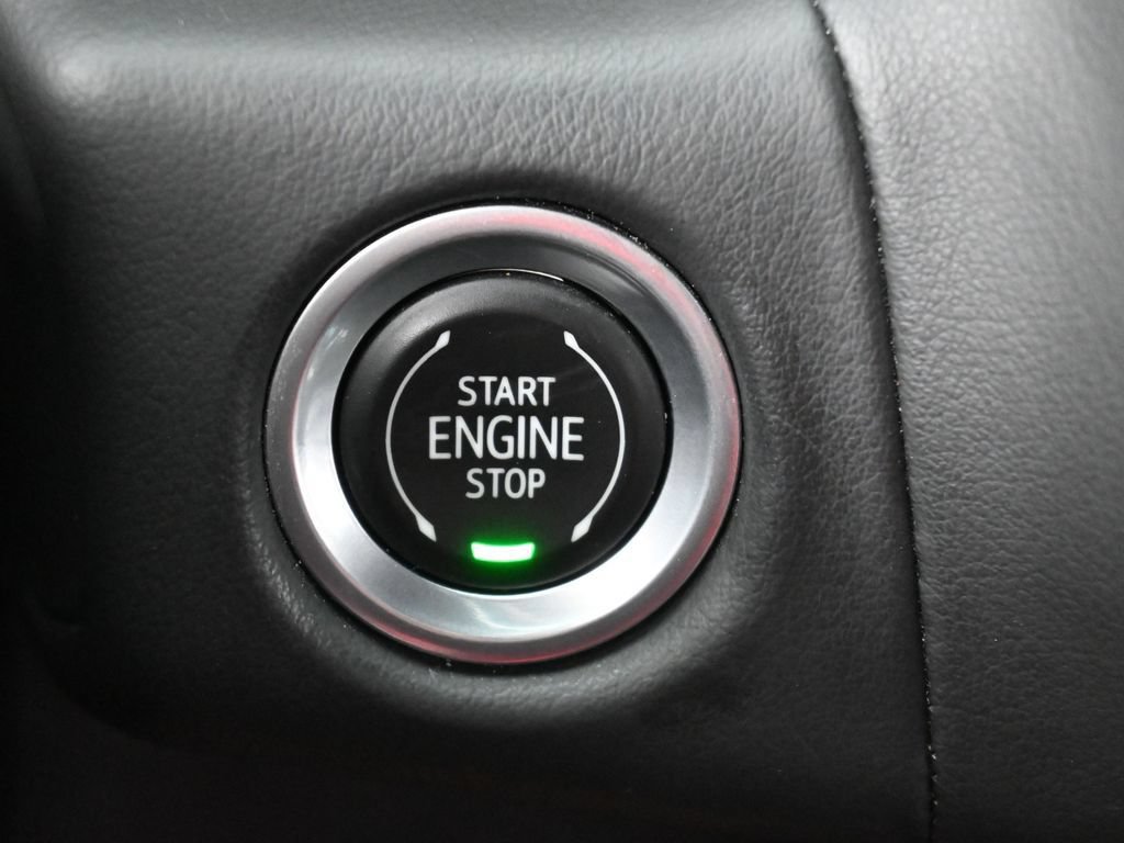 Used 2023 Chevrolet Suburban LT AWD/4WD image 42