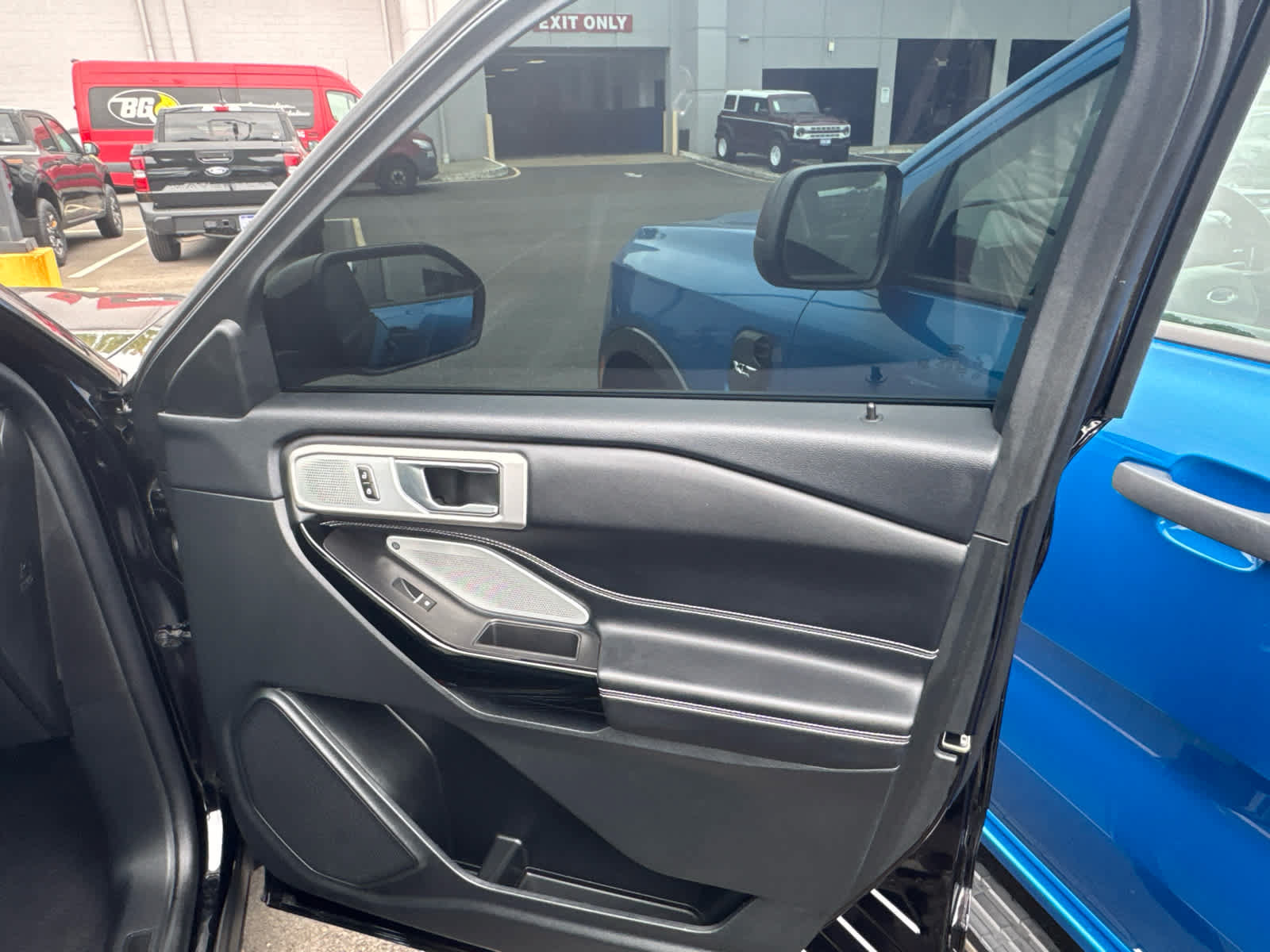 Certified 2023 Ford Explorer ST w/ Equipment Group 401A AWD/4WD image 20