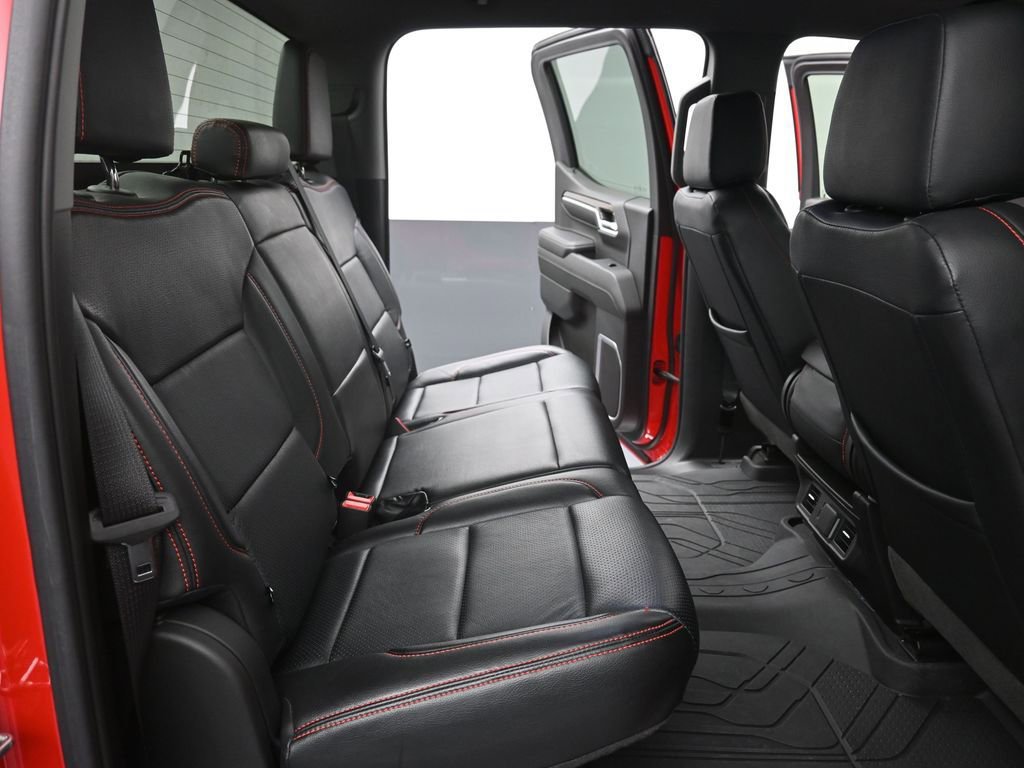 Used 2024 Chevrolet Silverado 1500 LT image 10