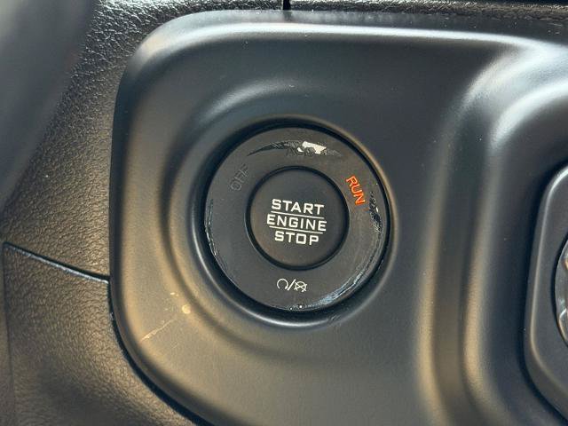 Used 2020 Jeep Gladiator Overland AWD/4WD image 29