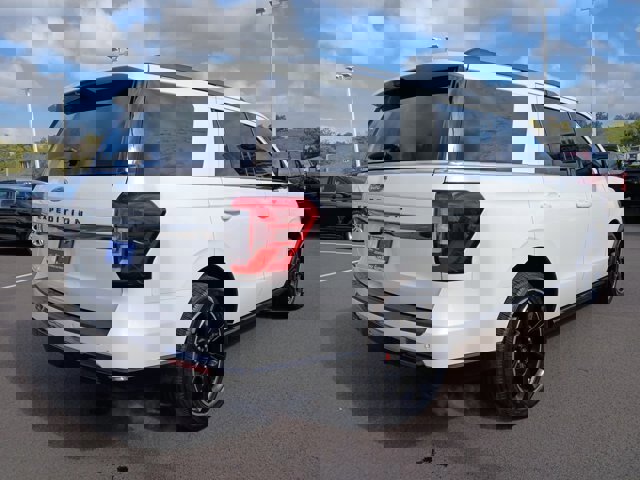 Certified 2024 Ford Expedition Limited image 4