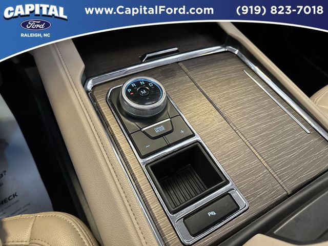 Certified 2024 Ford Expedition Limited image 28