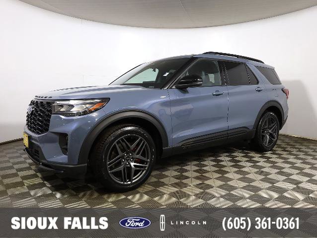 Certified 2025 Ford Explorer ST-Line w/ ST-Line Street Pack AWD/4WD image 1