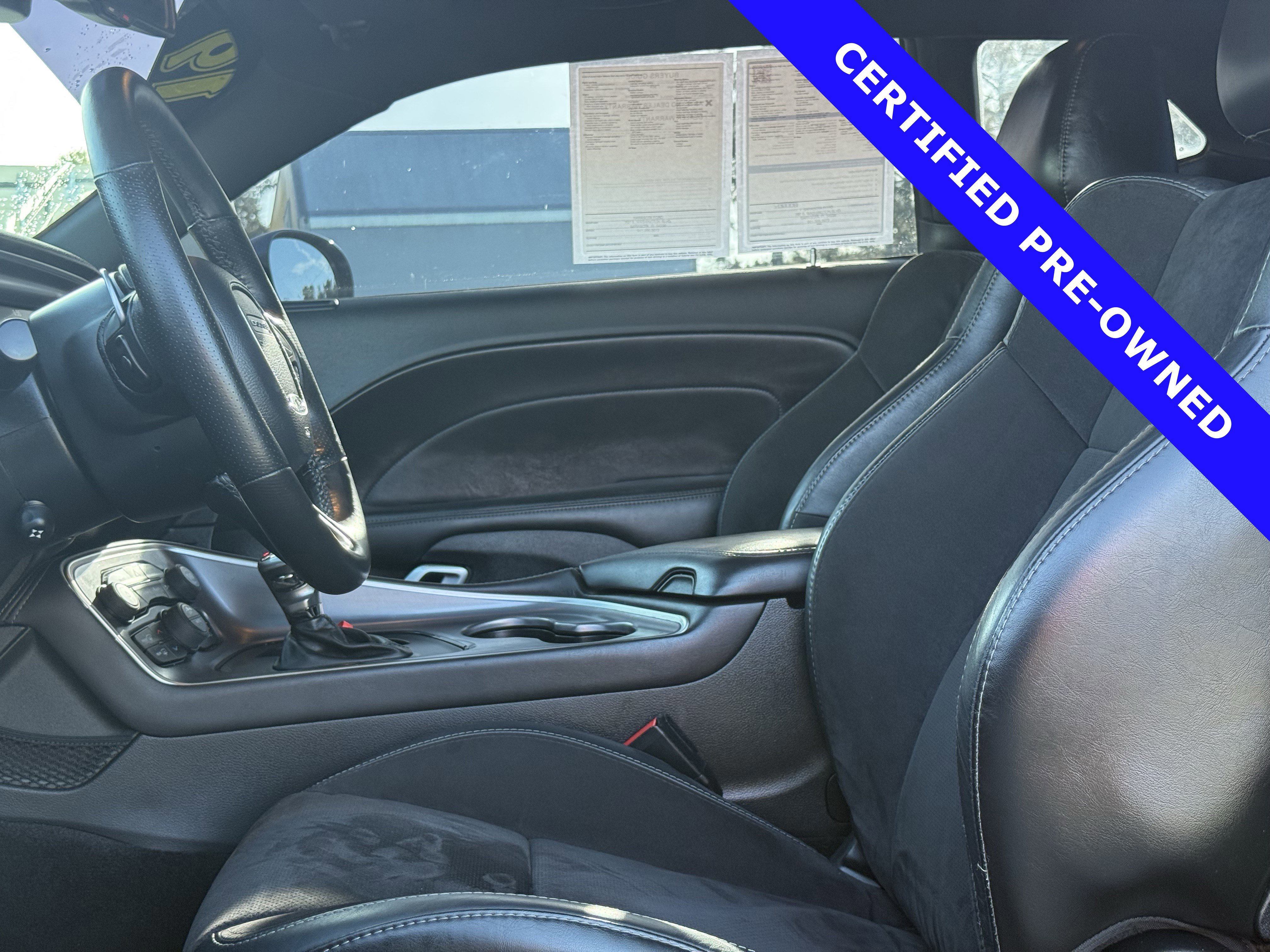 Used 2019 Dodge Challenger R/T w/ Plus Package image 18