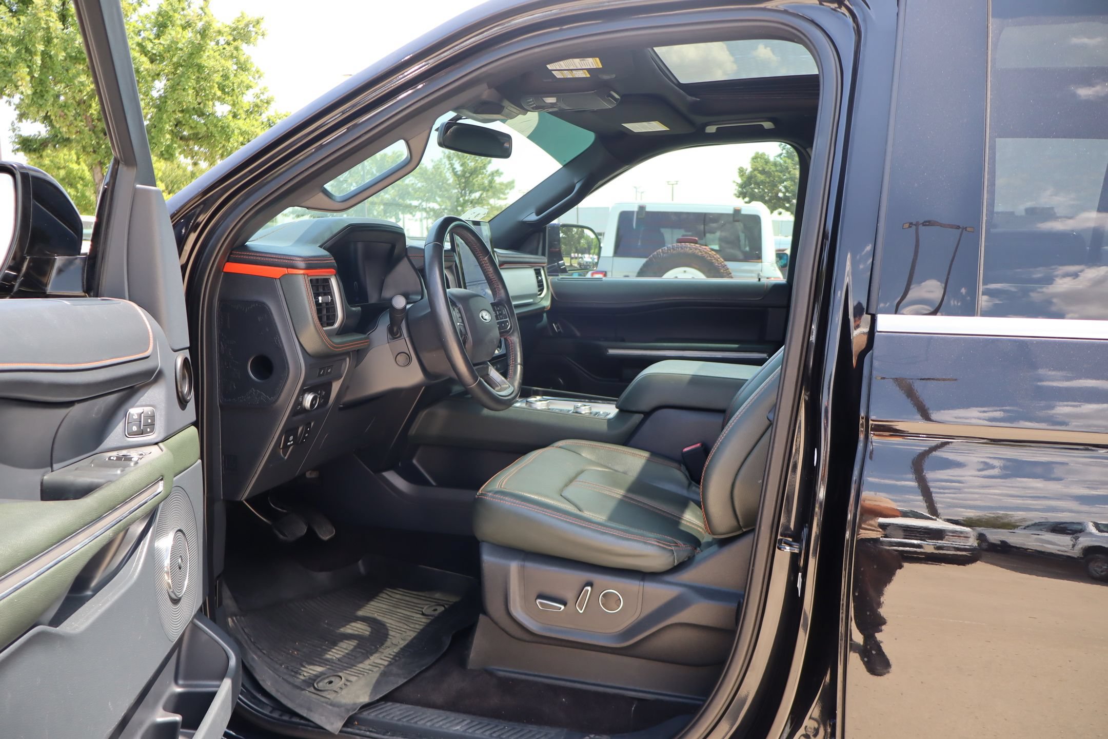 Certified 2022 Ford Expedition Timberline AWD/4WD image 24