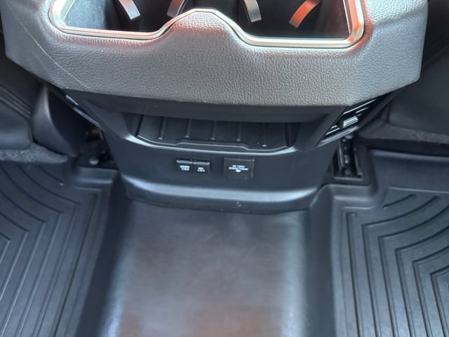 Used 2023 Toyota Tundra Limited AWD/4WD image 26