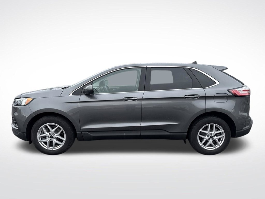 Certified 2023 Ford Edge SEL w/ Convenience Package AWD/4WD image 3