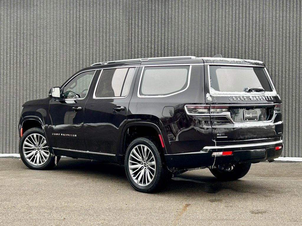 Used 2022 Jeep Grand Wagoneer Series III w/ Rear Seat Video Group 1 image 3